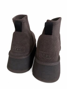 UGG Women’s Classic Mini Dipper Dark Grey Suede Boot